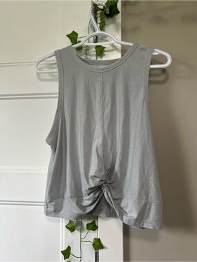 Women’s Twist-Front Tank Top - Light Gray